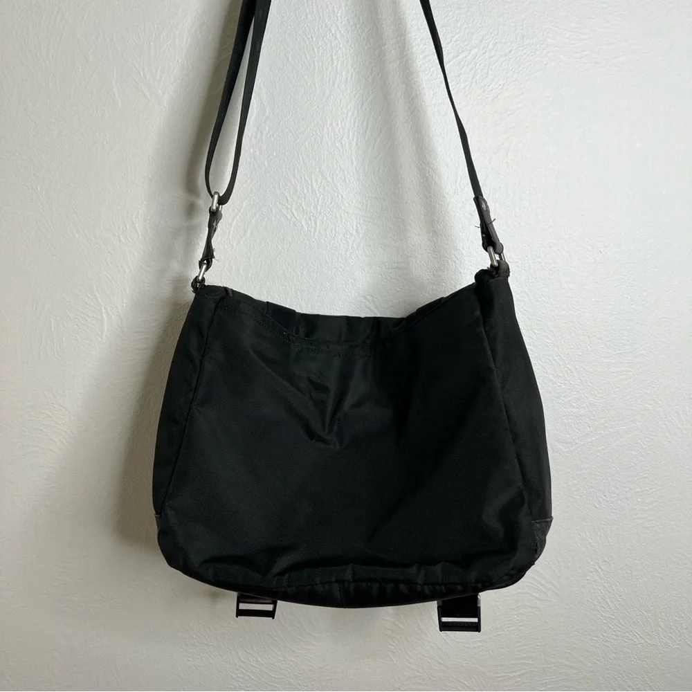 Coach F70422 Mens Voyager Messenger Bag Black Nylon Leather Shoulder Strap
